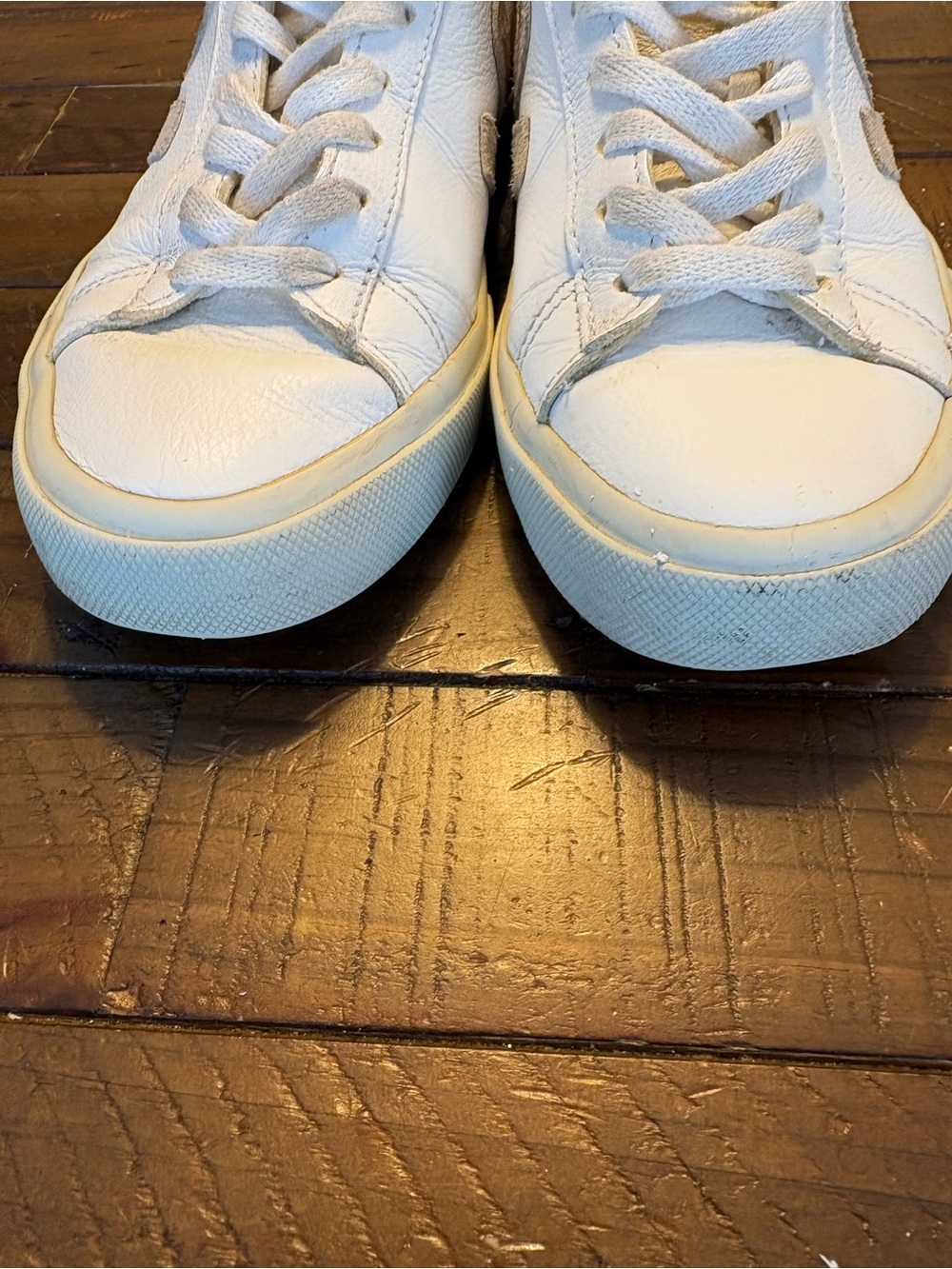 Veja White campoSneakers with Beige suede Accents Women's 6.5 - Picture 6 of 9